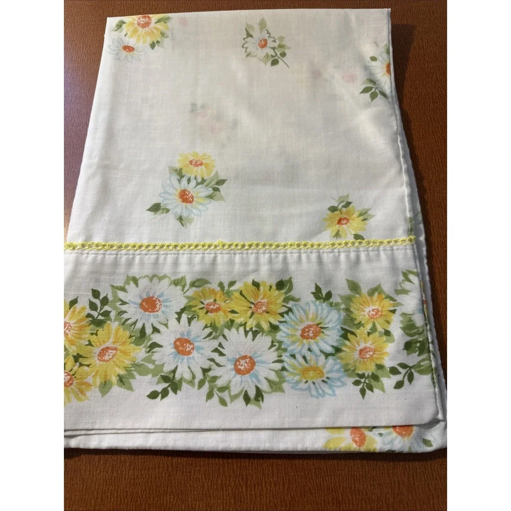 Vintage Morgan Jones Yellow White Daisy‎ Floral Pillowcase Standard